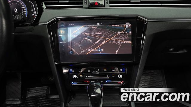 Volkswagen Passat GT (B8) 2.0 TDI Prestige 2022 — фото 14