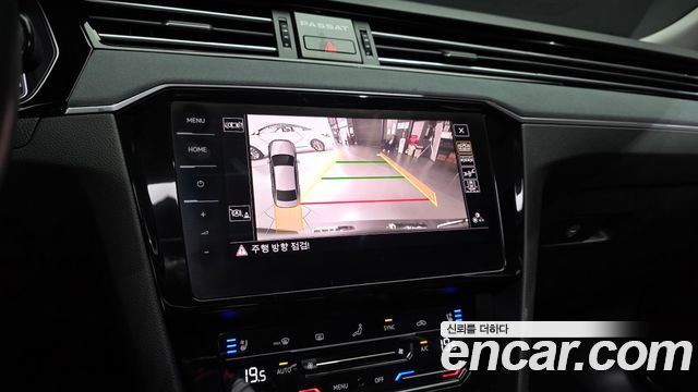 Volkswagen Passat GT (B8) 2.0 TDI Prestige 2022 — фото 15