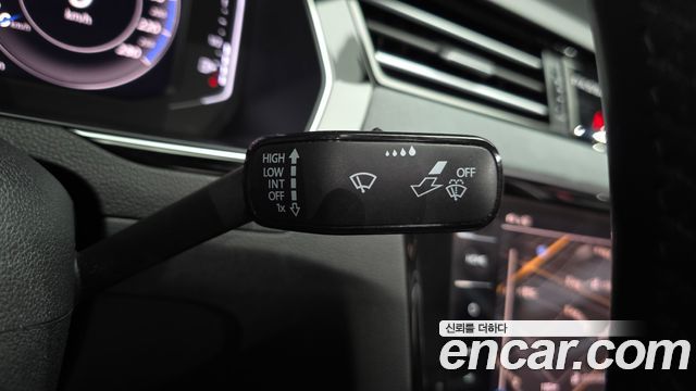 Volkswagen Passat GT (B8) 2.0 TDI Prestige 2022 — фото 28