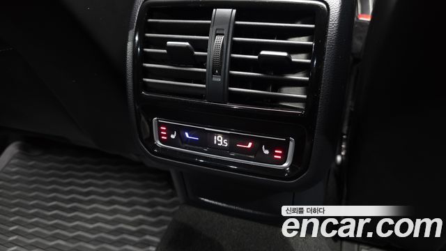 Volkswagen Passat GT (B8) 2.0 TDI Prestige 2022 — фото 31