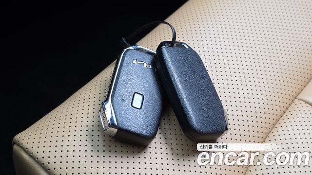 Kia K5 Hybrid (III) Trendy 2023 — фото 18