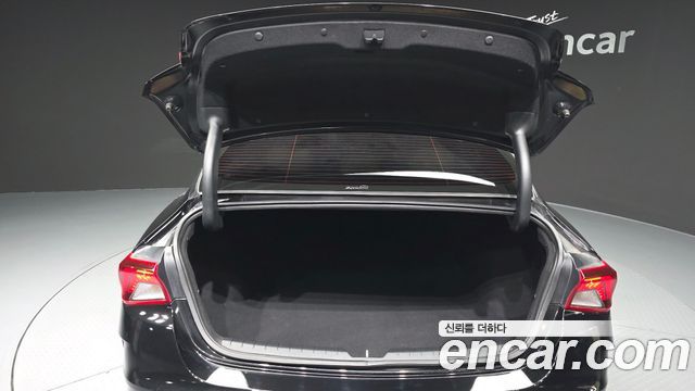 Kia K5 Hybrid (III) Trendy 2023 — фото 20