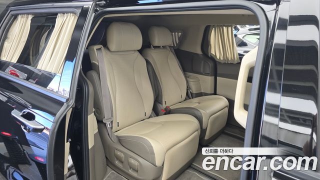 Kia Carnival (IV) Diesel 7-Seater Hi-Limousine Signature 2023 — фото 12