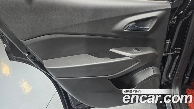 Chevrolet Trax Crossover 1.2 RS 2024 — фото 25
