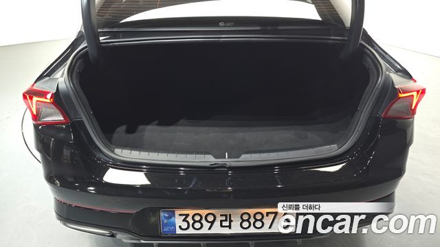 Kia K5 (III) 2.0 Noblesse 2021 — фото 17