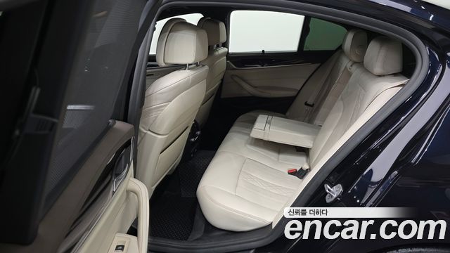 BMW 5 Series (G30) 530i xDrive M Sport Package Plus 2019 — фото 12