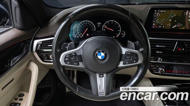 BMW 5 Series (G30) 530i xDrive M Sport Package Plus 2019 — фото 14