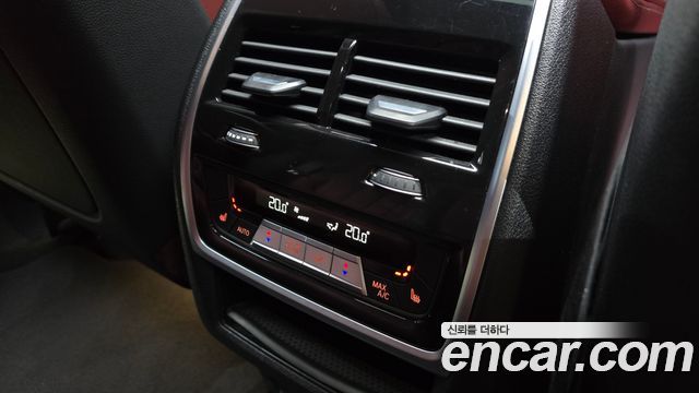 BMW X6 (G06) xDrive40i M Sport 2021 — фото 18