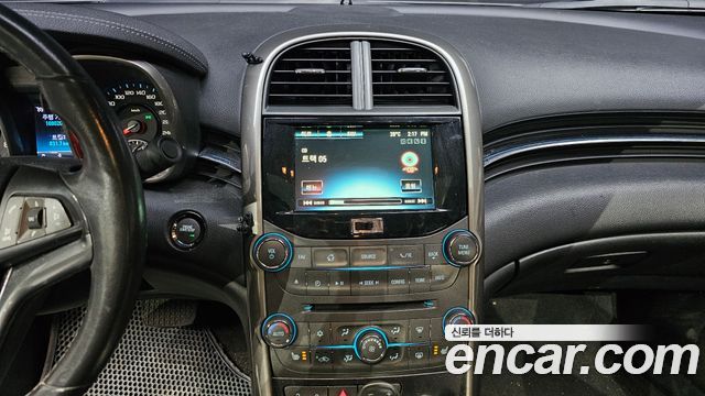 Chevrolet Malibu 2.0 LTZ 2012 — фото 15