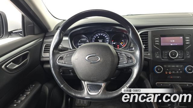 Renault Korea SM6 2.0 GDe SE 2016 — фото 12