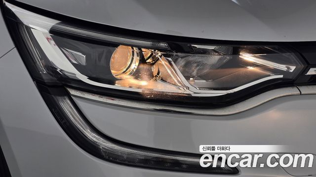 Renault Korea SM6 2.0 GDe SE 2016 — фото 22