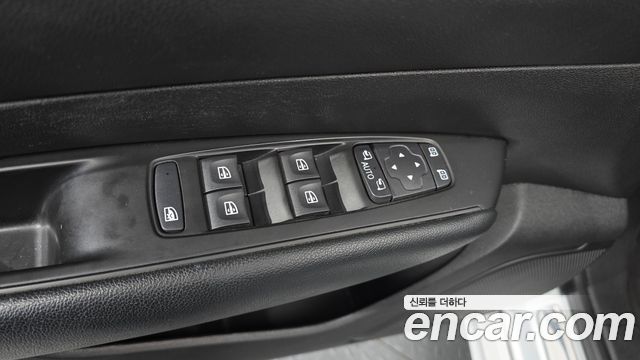 Renault Korea SM6 2.0 GDe SE 2016 — фото 27