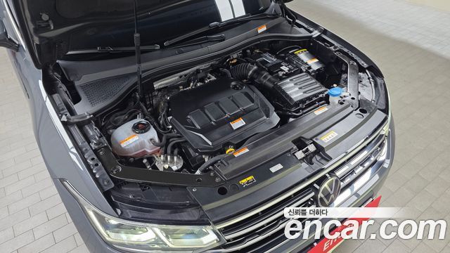 Volkswagen Tiguan (II) 2.0 TDI Prestige 2023 — фото 6
