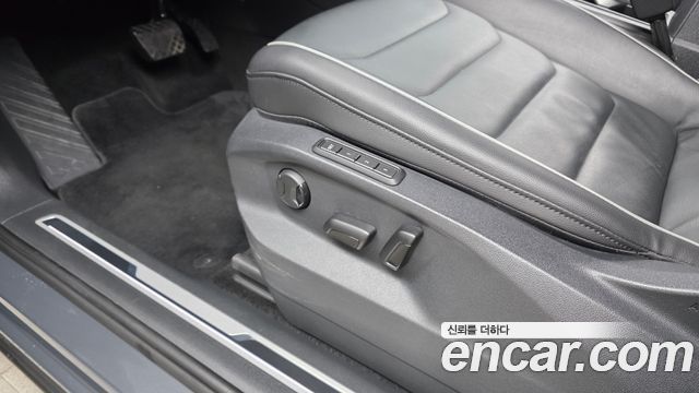 Volkswagen Tiguan (II) 2.0 TDI Prestige 2023 — фото 16