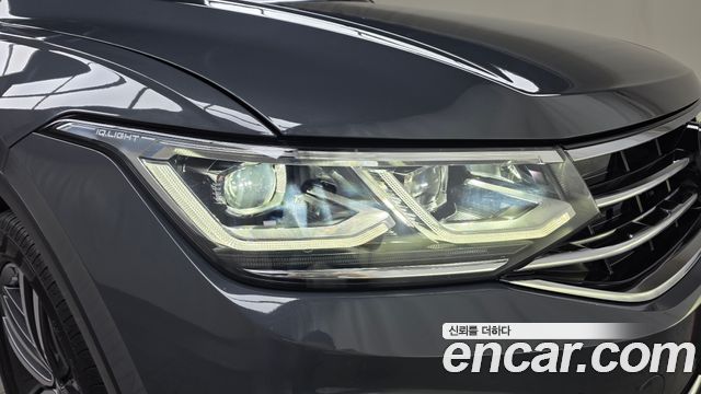 Volkswagen Tiguan (II) 2.0 TDI Prestige 2023 — фото 22