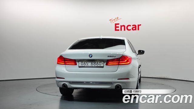 BMW 5 Series (G30) 520d Luxury Plus 2018 — фото 4