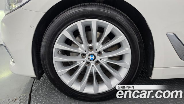 BMW 5 Series (G30) 520d Luxury Plus 2018 — фото 5