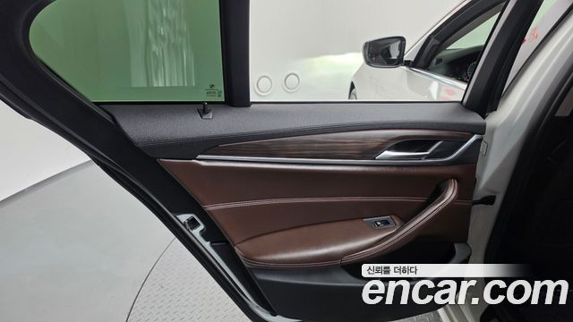 BMW 5 Series (G30) 520d Luxury Plus 2018 — фото 25
