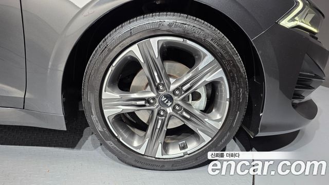 Kia K5 (III) 2.0 Noblesse 2020 — фото 27