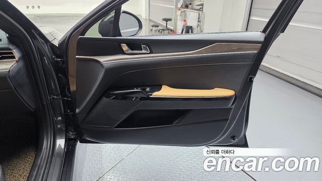 Kia K5 (III) 2.0 Noblesse 2020 — фото 31