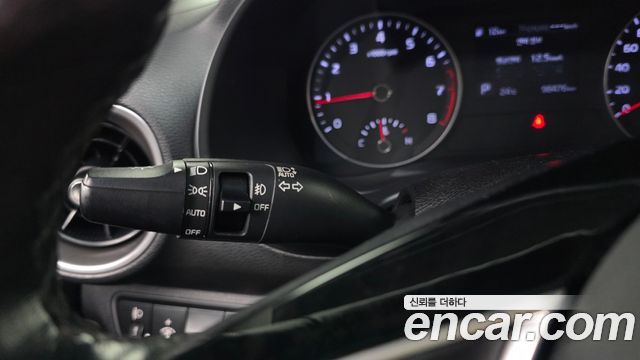 Kia K3 Luxury 2020 — фото 27