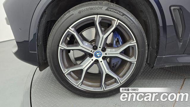 BMW X5 (G05) xDrive 45e M Sport 2022 — фото 5