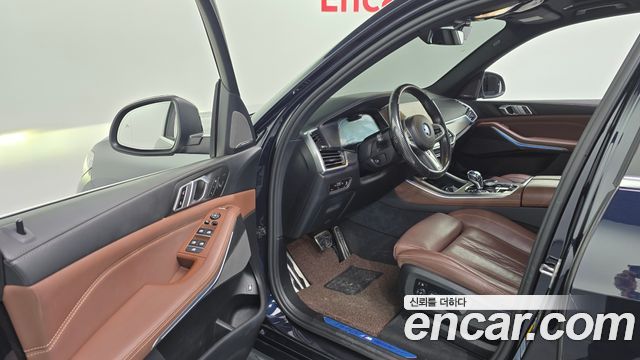 BMW X5 (G05) xDrive 45e M Sport 2022 — фото 10
