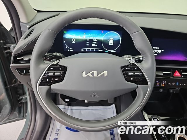 Kia Niro Prestige 2024 — фото 16