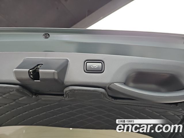 Kia Niro Prestige 2024 — фото 23