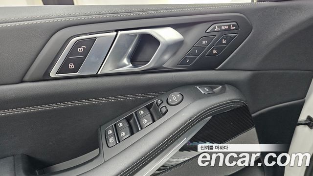 BMW X7 (G07) xDrive 40i M Sport 6STR 2026 — фото 27