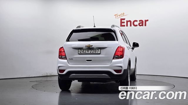 Chevrolet Trax 1.4 LT 2020 — фото 4