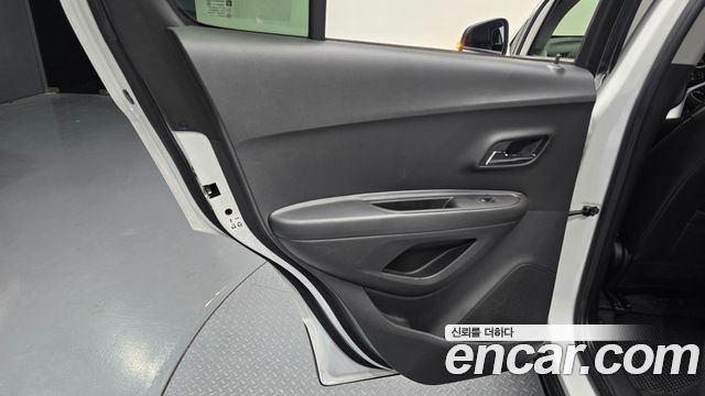 Chevrolet Trax 1.4 LT 2020 — фото 25