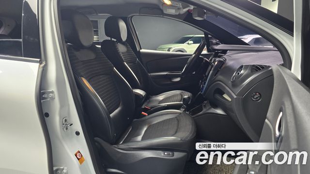 Renault Korea QM3 RE Signature 2017 — фото 10