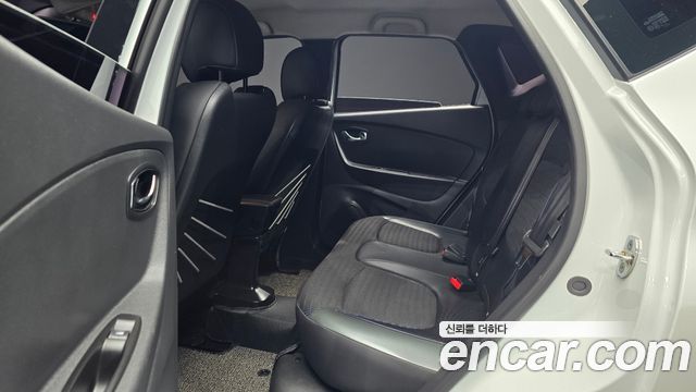 Renault Korea QM3 RE Signature 2017 — фото 12