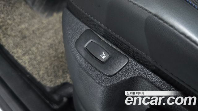 Renault Korea QM3 RE Signature 2017 — фото 17