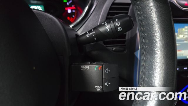Renault Korea QM3 RE Signature 2017 — фото 19