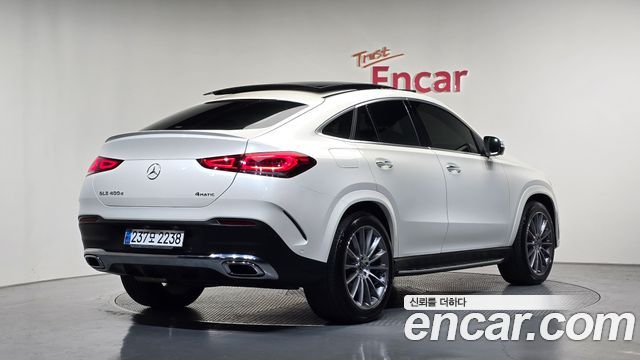 Mercedes-Benz GLE-Class (W167) GLE400d 4MATIC Coupe 2023 — фото 2
