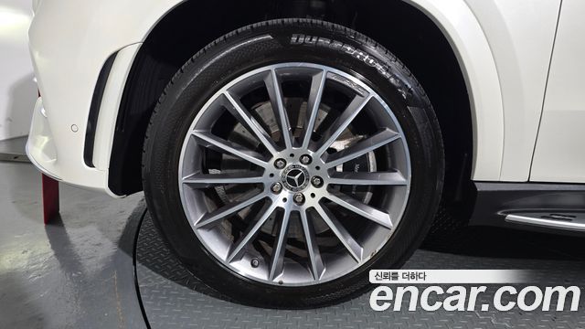 Mercedes-Benz GLE-Class (W167) GLE400d 4MATIC Coupe 2023 — фото 5