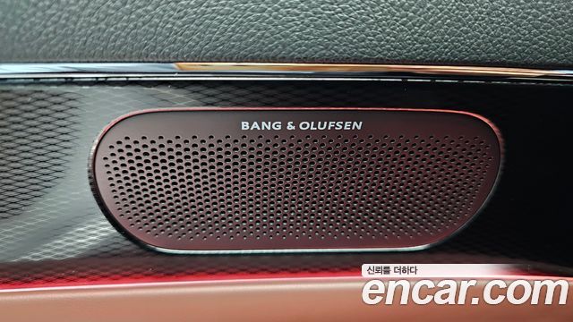 Genesis G90 (RS4) Gasoline 3.5 Turbo AWD 2024 — фото 32