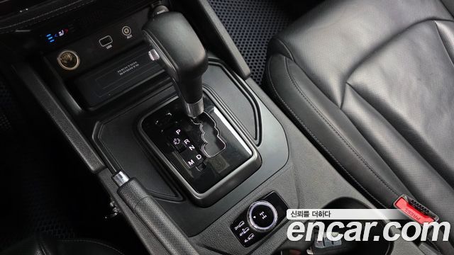 KG Mobility (SsangYong) Rexton Sports Khan Diesel 2.2 4WD Noblesse 2021 — фото 9