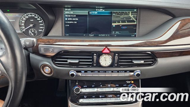 Genesis EQ900 3.8 GDI AWD Luxury 2018 — фото 14