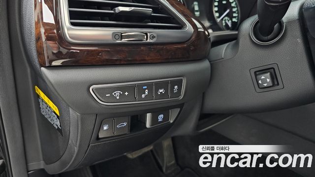 Genesis EQ900 3.8 GDI AWD Luxury 2018 — фото 17