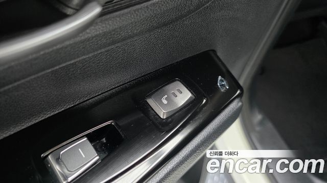 KG Mobility (SsangYong) Beautiful Korando Gasoline 1.5 2WD C5 Plus 2022 — фото 28