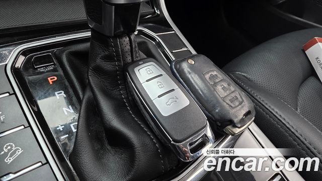 KG Mobility (SsangYong) Beautiful Korando Gasoline 1.5 2WD C5 Plus 2022 — фото 34