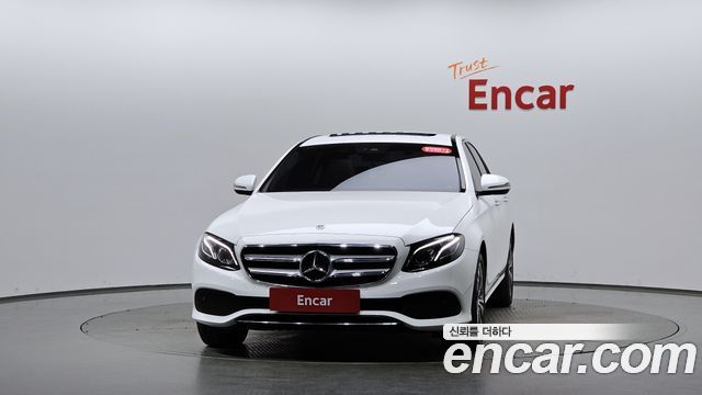 Mercedes-Benz E-Class (W213) E220d Avantgarde 2020 — фото 3