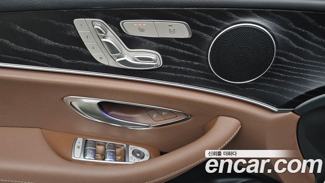 Mercedes-Benz E-Class (W213) E220d Avantgarde 2020 — фото 22