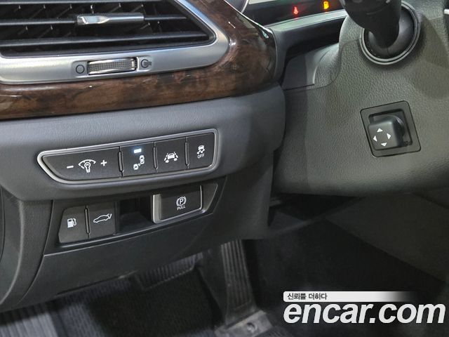 Genesis EQ900 3.8 GDI AWD Premium Luxury 2016 — фото 19
