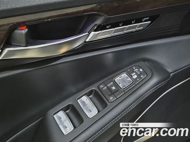 Genesis EQ900 3.8 GDI AWD Premium Luxury 2016 — фото 20