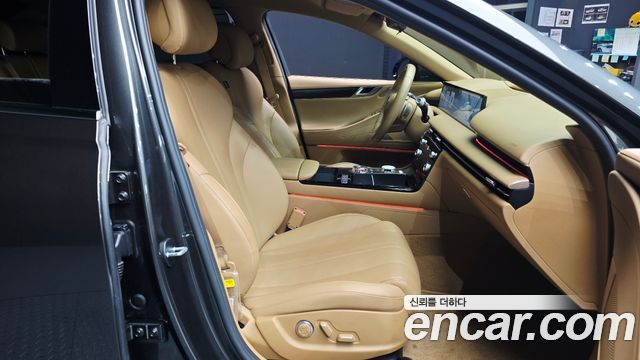 Genesis G80 (RG3) Gasoline 2.5 Turbo AWD 2025 — фото 12