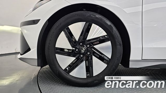 Hyundai Ioniq 6 Long Range AWD Prestige 2025 — фото 5